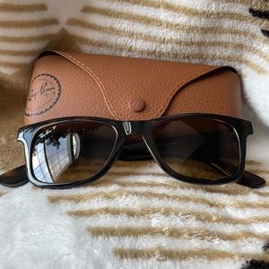 Ray- Ban “New Wayfarer” Tortoise Shell, Brown polarized sunglasses